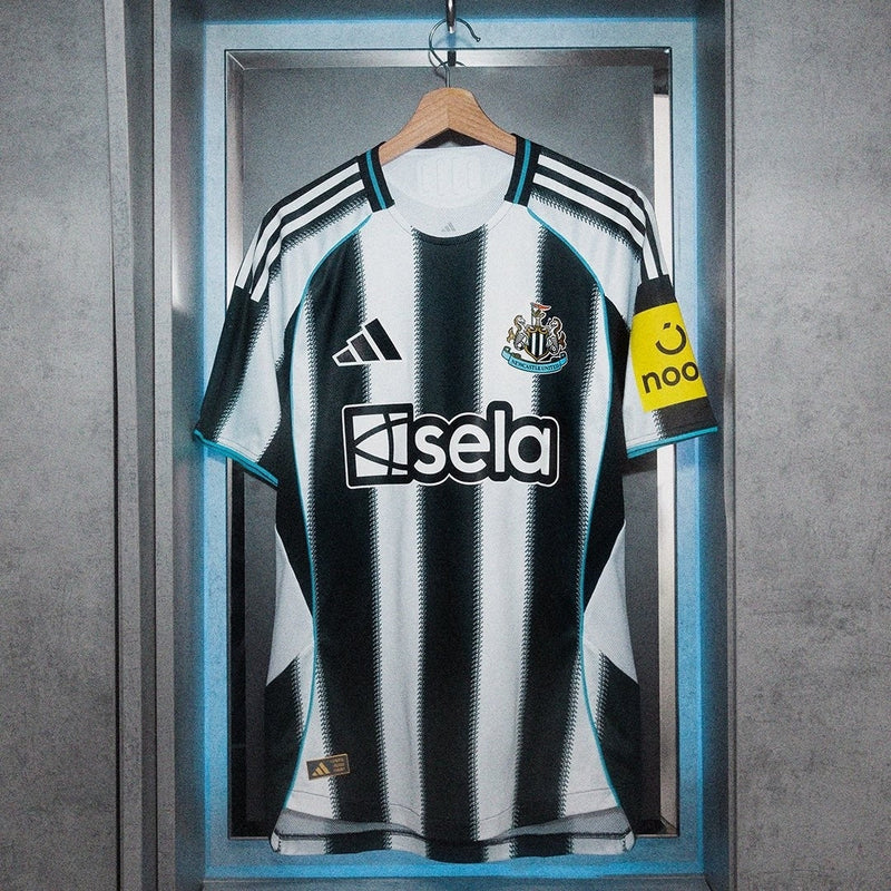 NEWCASTLE UNITED I 25/26 HOMBRE (VERSIÓN JUGADOR)